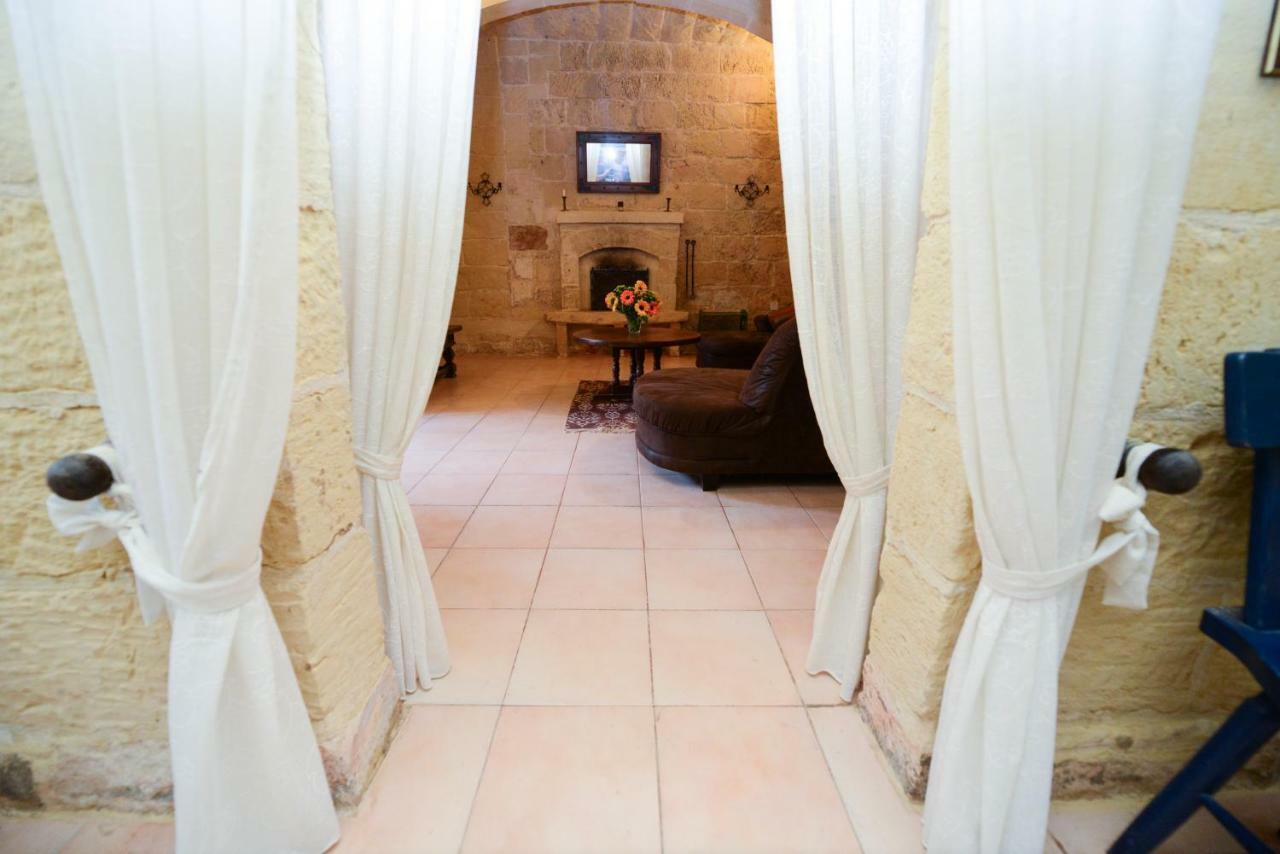 Tal-Masklu Farmhouse Għarb 外观 照片